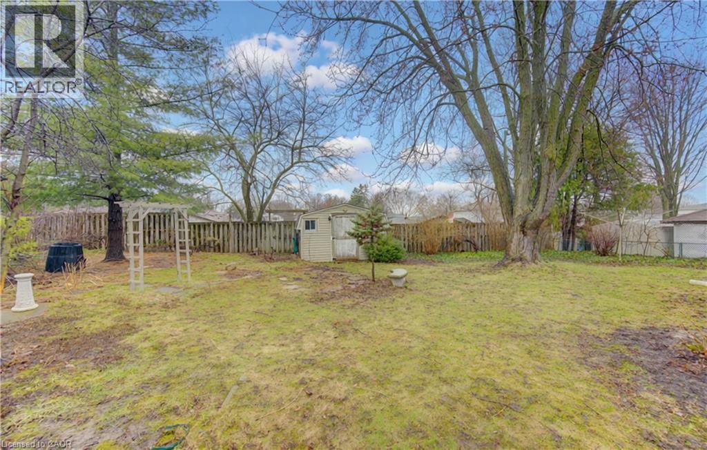 34 Forest Glen Court, Kitchener, Ontario  N2N 1E2 - Photo 41 - 40820487