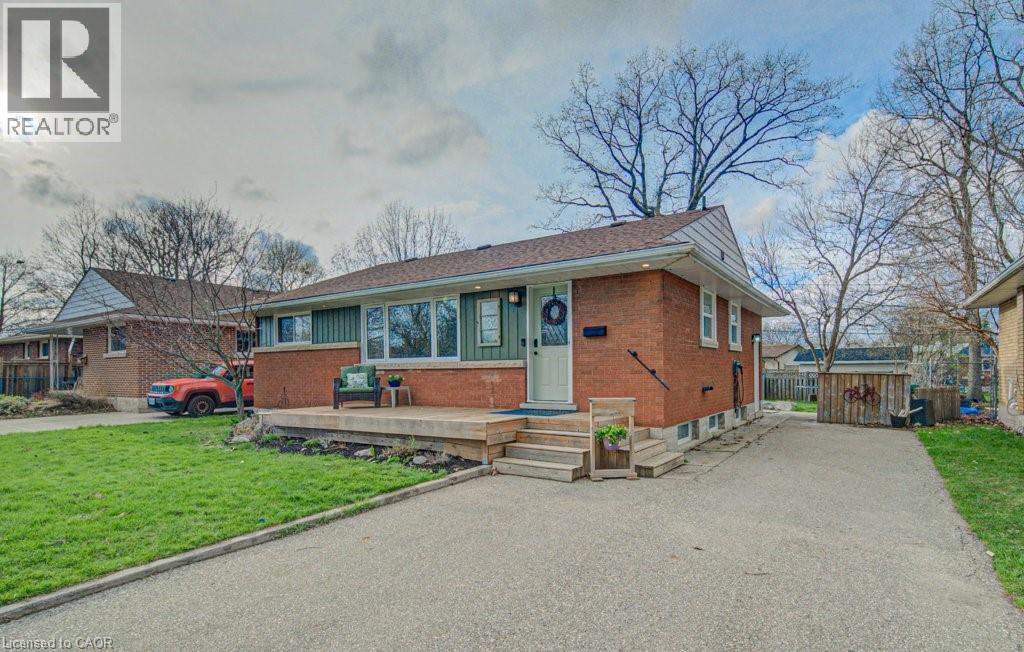 32 Ravine Drive, Cambridge, Ontario  N1R 2W7 - Photo 2 - 40821647