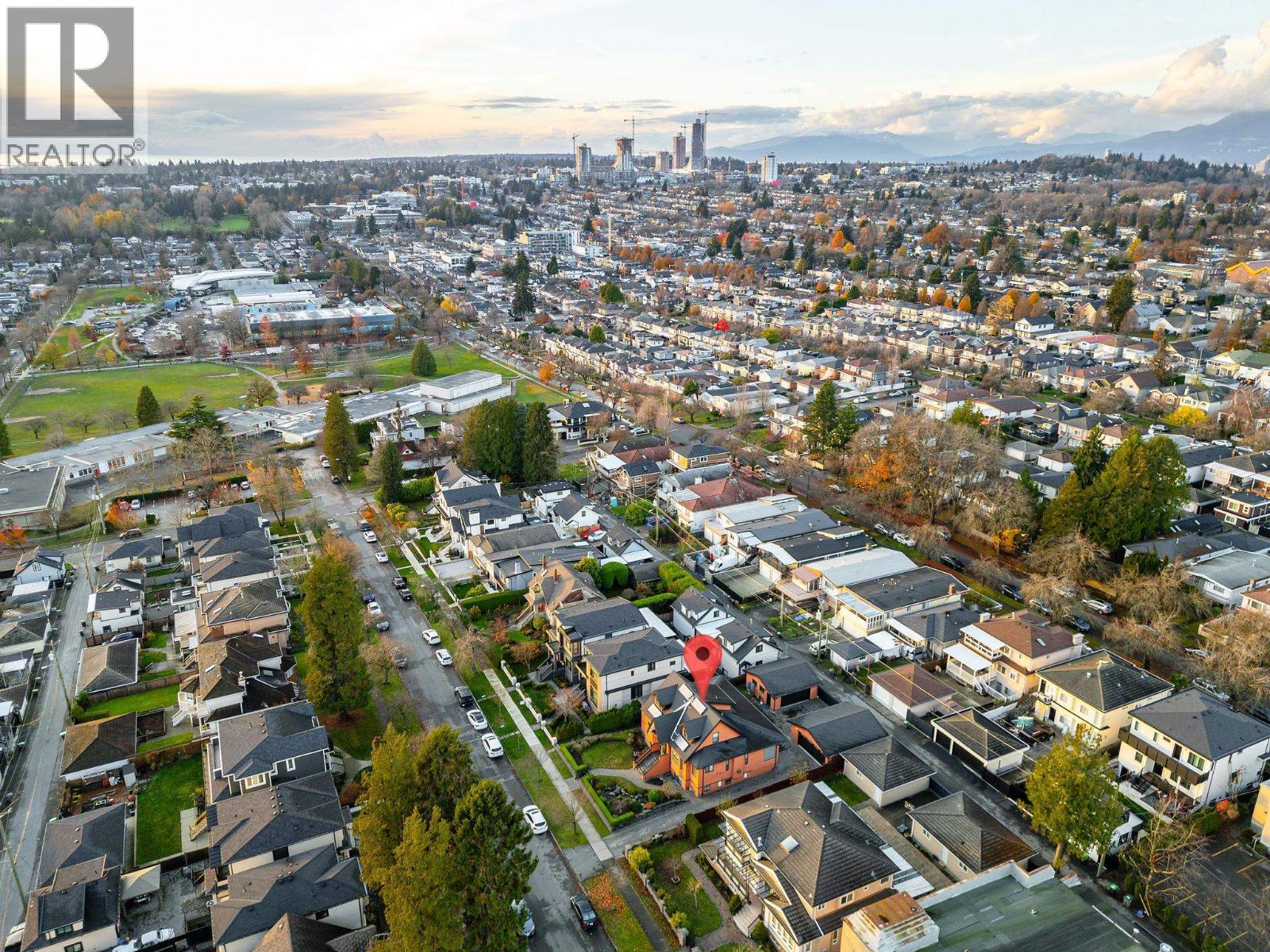 617 E 52nd Avenue, Vancouver, British Columbia  V5X 1G8 - Photo 4 - R3113256