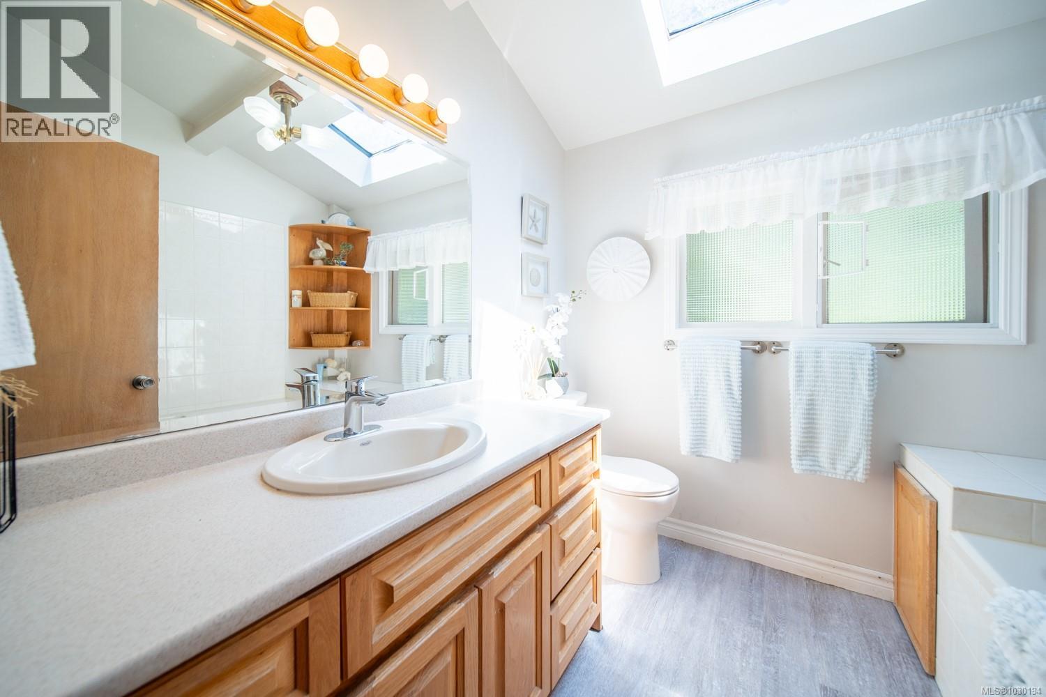 1600 Seacrest Rd, Nanoose Bay, British Columbia  V9P 9B5 - Photo 16 - 1030194