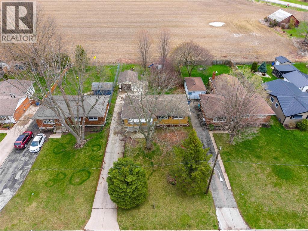 28 Highland Drive, Wallaceburg, Ontario  N8A 2K4 - Photo 24 - 26007543