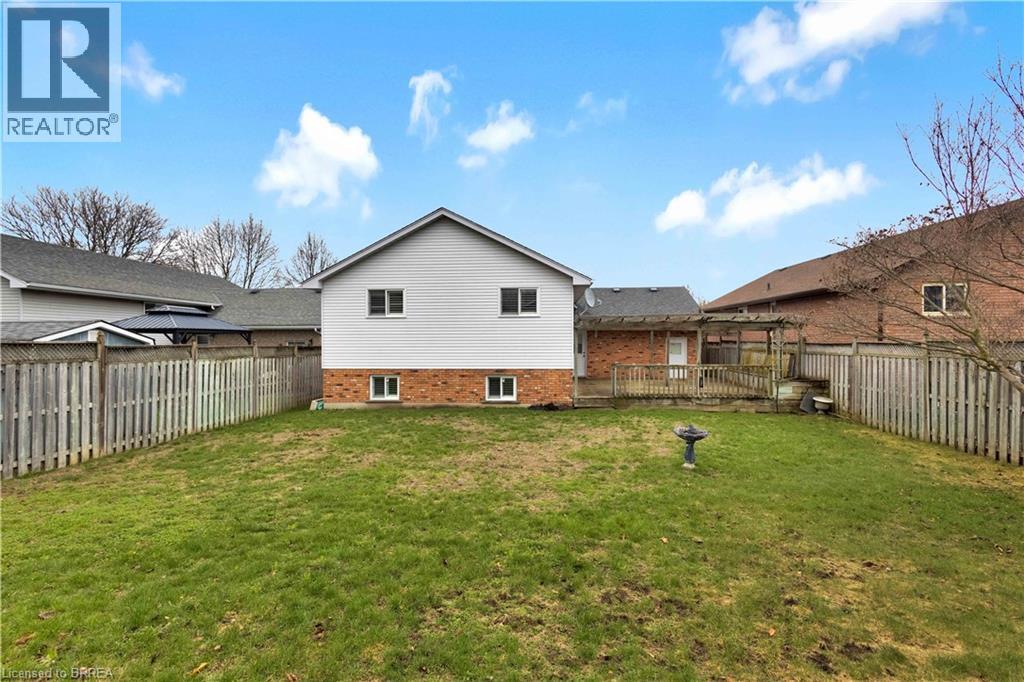 44 Trillium Way, Brantford, Ontario  N3R 7T8 - Photo 27 - 40822196