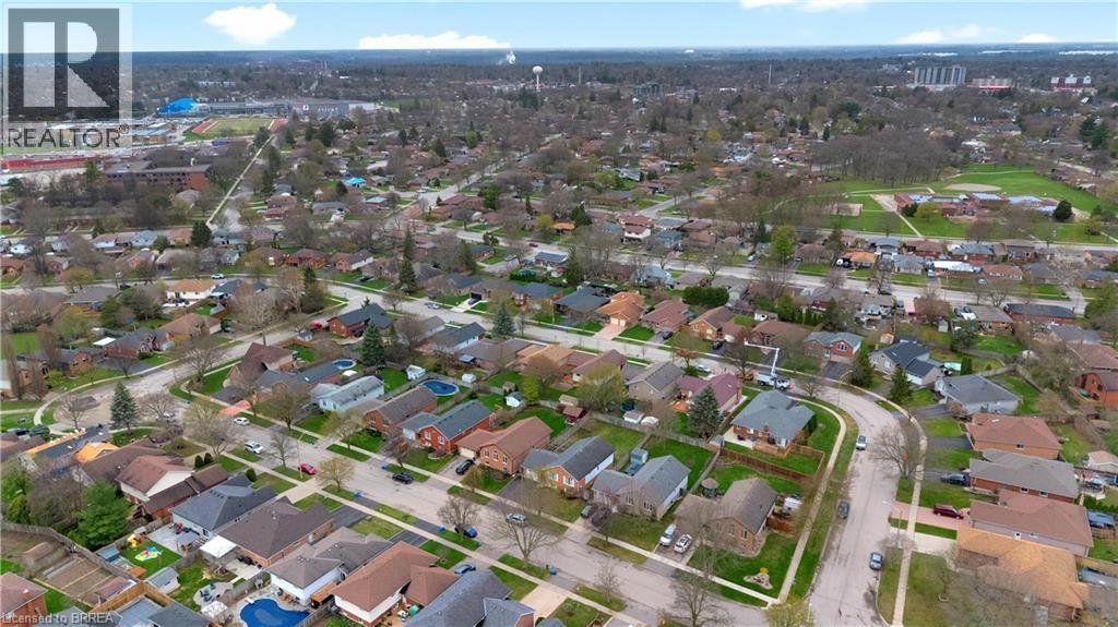 44 Trillium Way, Brantford, Ontario  N3R 7T8 - Photo 35 - 40822196