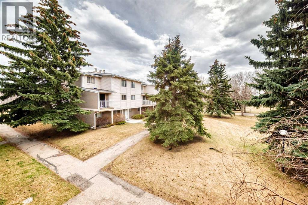 72, 3015 51 Street SW, Calgary, Alberta  T3E 6N5 - Photo 37 - A2302946