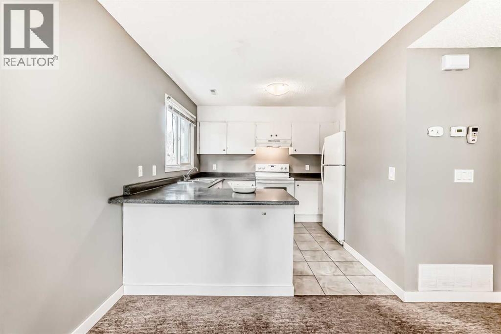 72, 3015 51 Street SW, Calgary, Alberta  T3E 6N5 - Photo 6 - A2302946