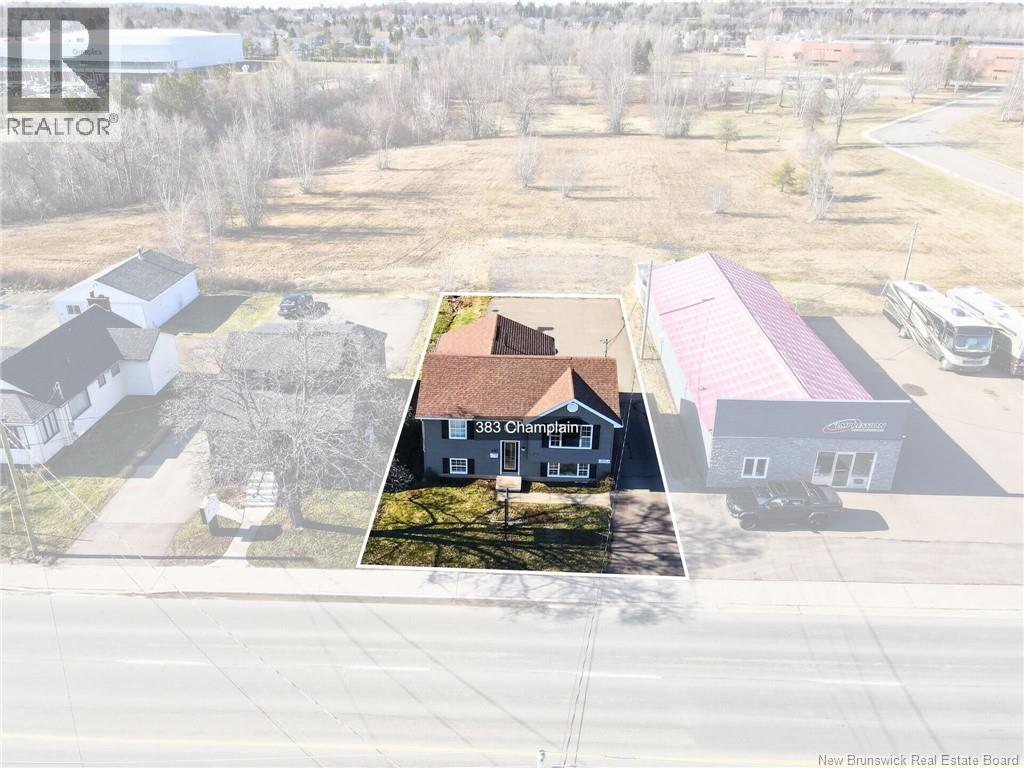 383 Champlain Street, Dieppe, New Brunswick  E1A 1P3 - Photo 2 - NB137568