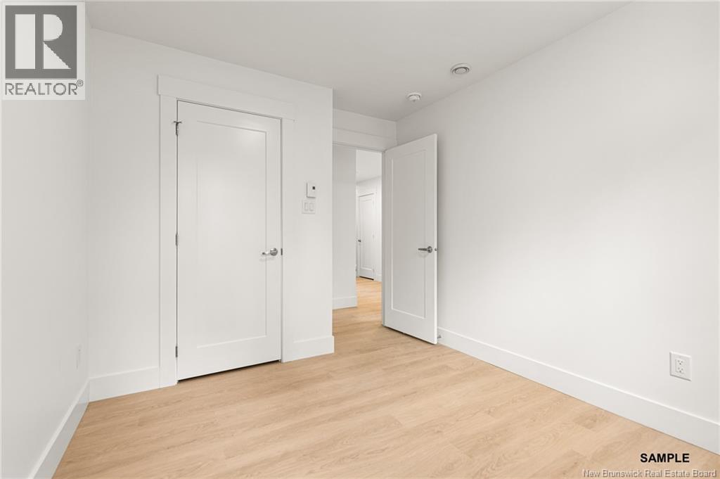 305 Elsliger Street, Dieppe, New Brunswick  E1K 0A5 - Photo 36 - NB137428