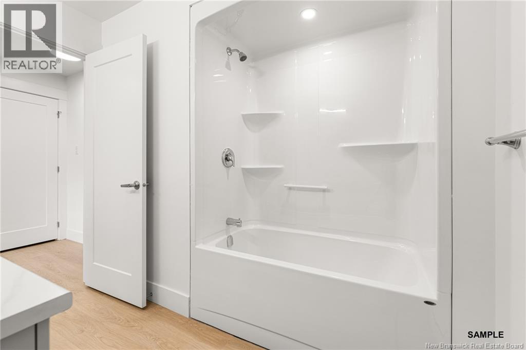 305 Elsliger Street, Dieppe, New Brunswick  E1K 0A5 - Photo 38 - NB137428