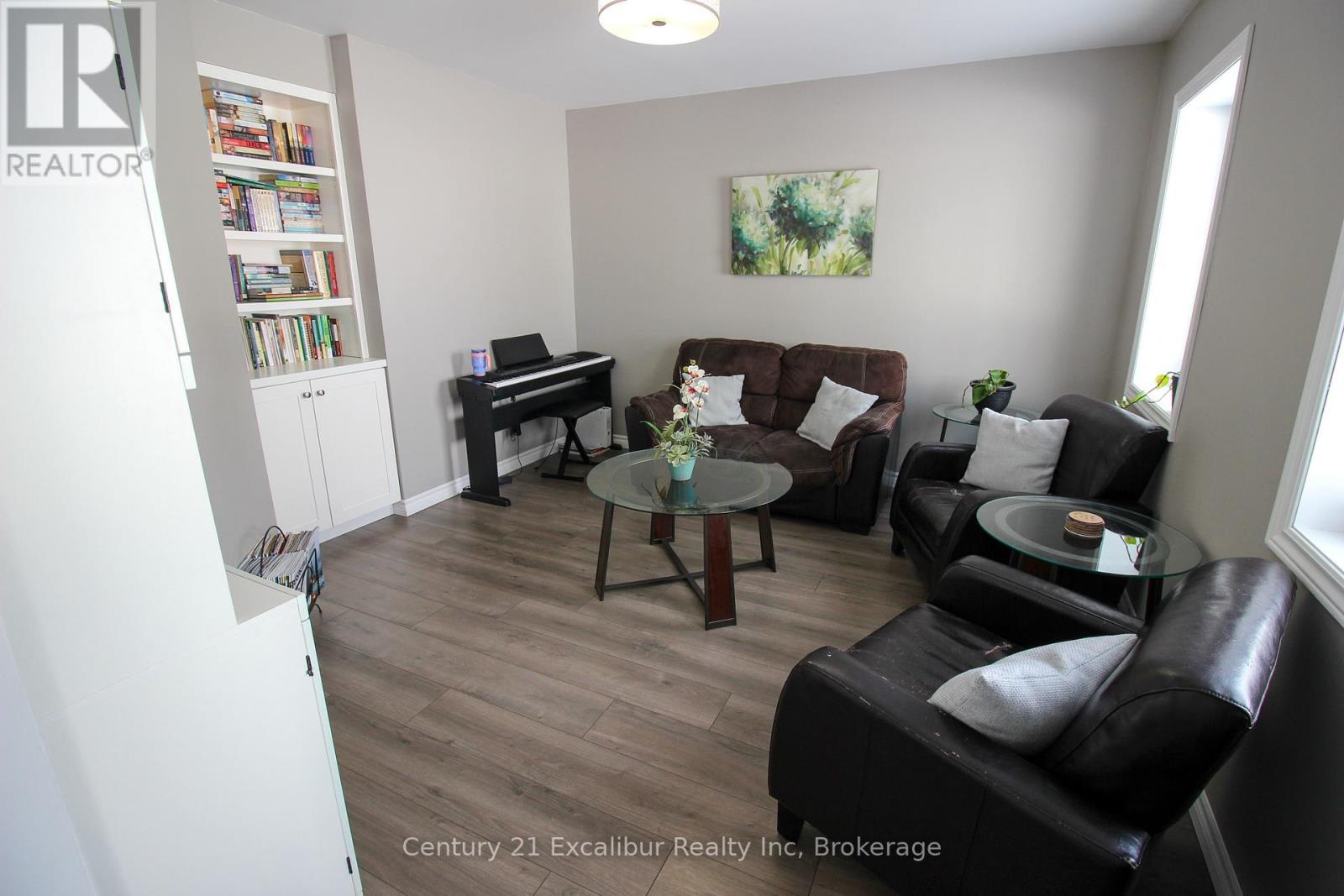 7104 6th Line, Centre Wellington, Ontario  N0B 1J0 - Photo 7 - X12765788