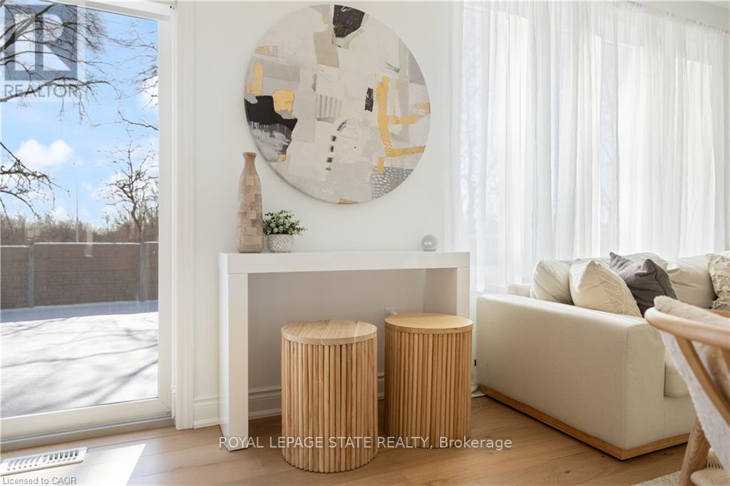 66 Cesar Place, Hamilton (Ancaster), Ontario  L9G 0G3 - Photo 10 - X13020668