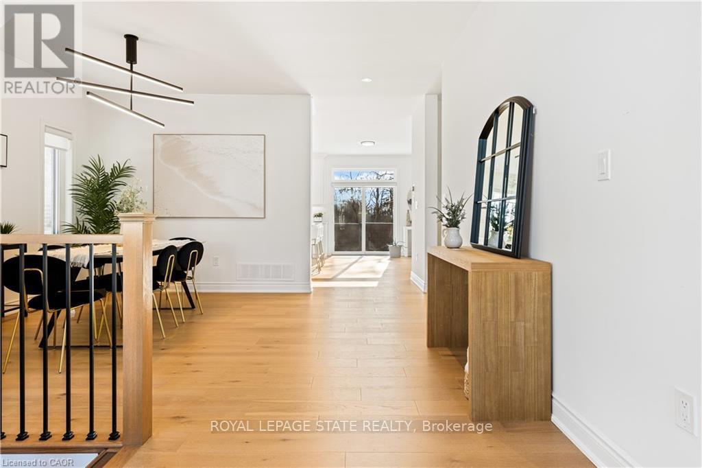 66 Cesar Place, Hamilton (Ancaster), Ontario  L9G 0G3 - Photo 2 - X13020668