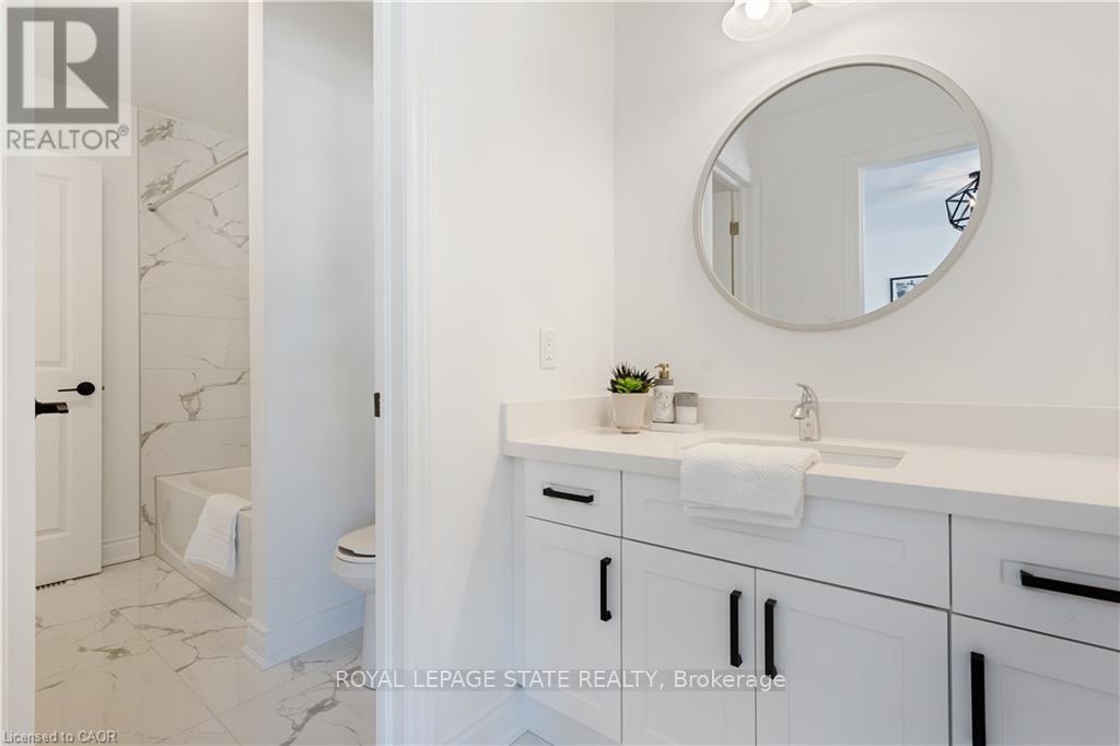 66 Cesar Place, Hamilton (Ancaster), Ontario  L9G 0G3 - Photo 22 - X13020668