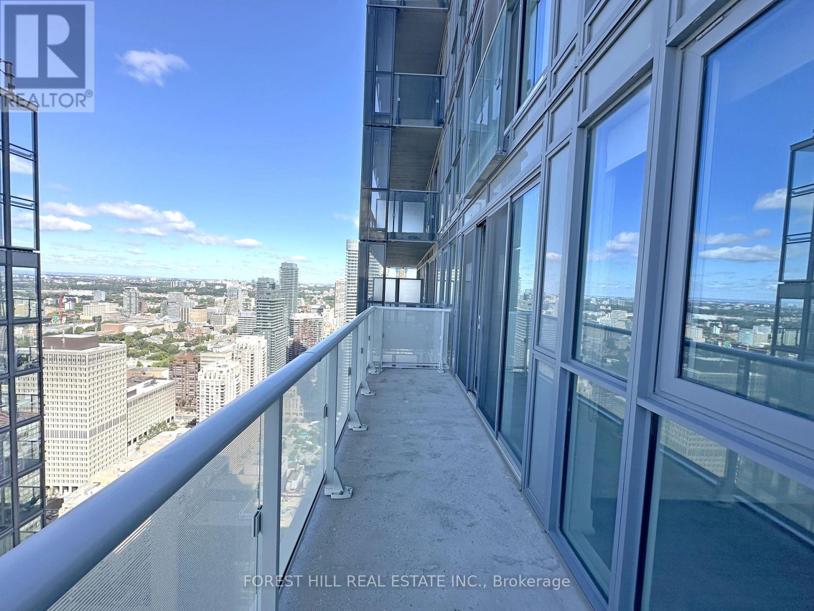 5501 - 7 Grenville Street, Toronto, Ontario  M4Y 1A1 - Photo 8 - C12962862