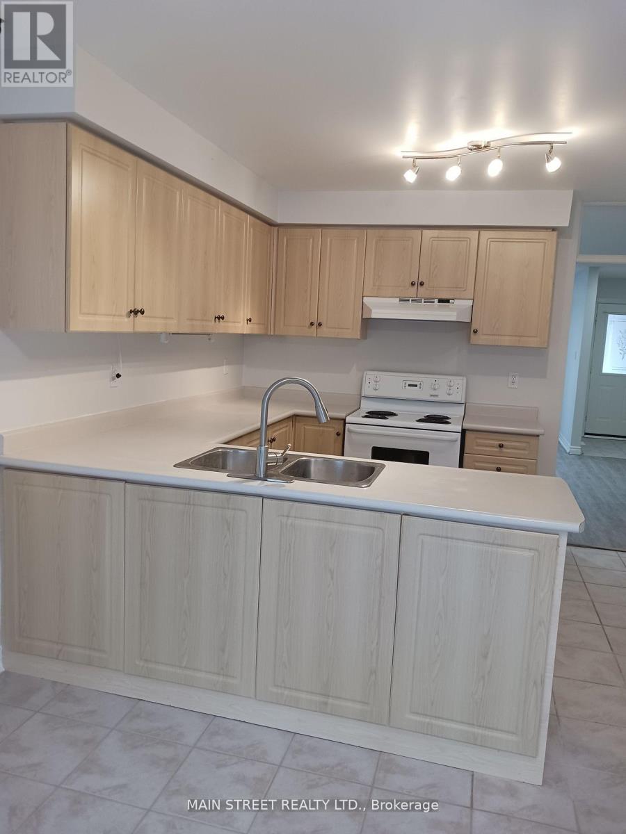 5 Brecken Drive, Georgina, Ontario  L4P 4A3 - Photo 6 - N13015890