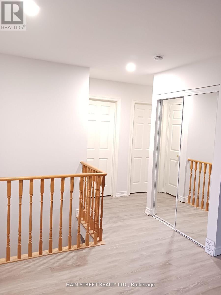 5 Brecken Drive, Georgina, Ontario  L4P 4A3 - Photo 8 - N13015890