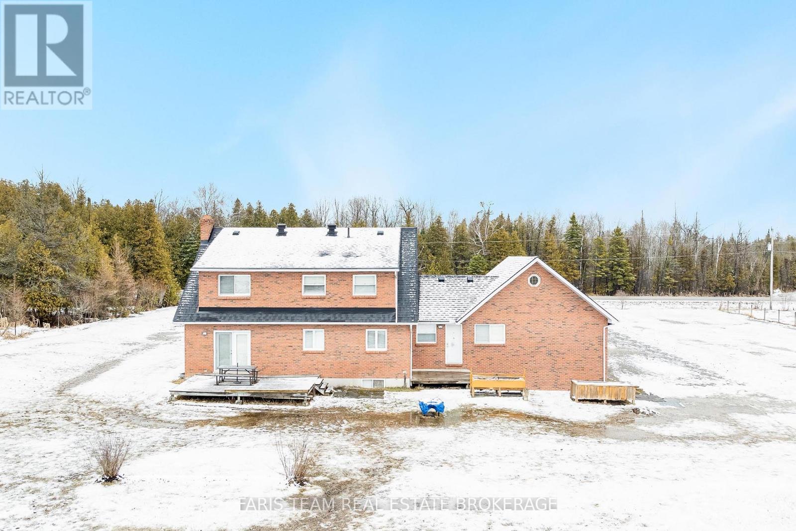 2104 Newton Street, Tay, Ontario  L0K 2A0 - Photo 36 - S12990496