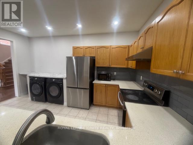 Main - 110 Pantomine Boulevard, Brampton, Ontario  L6Y 5P1 - Photo 4 - W13017676