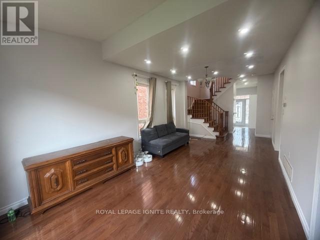 Main - 110 Pantomine Boulevard, Brampton, Ontario  L6Y 5P1 - Photo 7 - W13017676