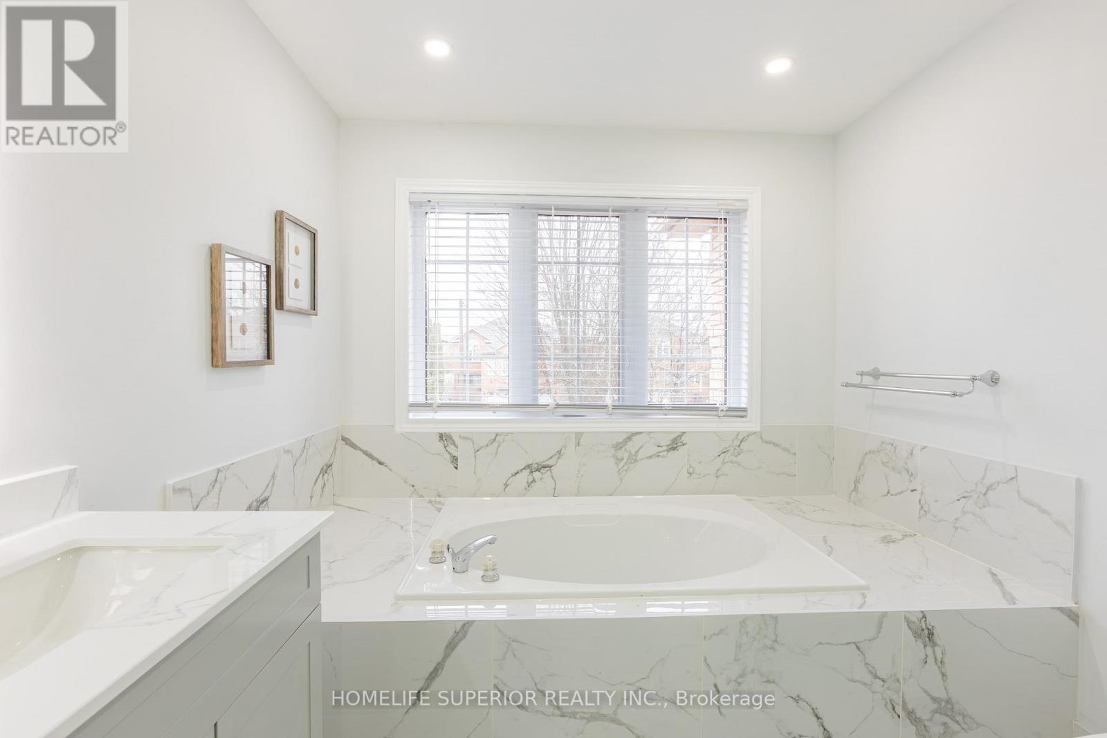 95 Clune Place, Whitby, Ontario  L1R 2C6 - Photo 25 - E13020750