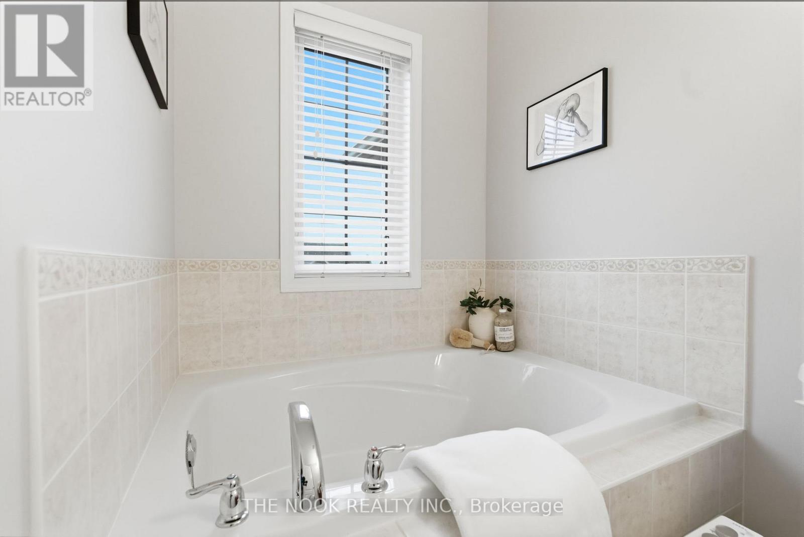 107 Barkdale Way, Whitby, Ontario  L1N 0G2 - Photo 20 - E13020906