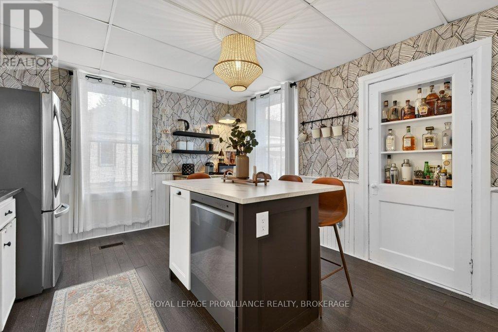 151 Adelaide Street, Gananoque, Ontario  K7G 2B7 - Photo 11 - X13020770