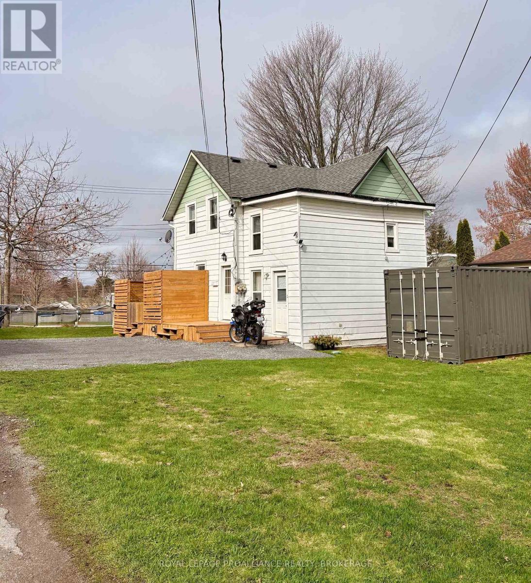 151 Adelaide Street, Gananoque, Ontario  K7G 2B7 - Photo 3 - X13020770