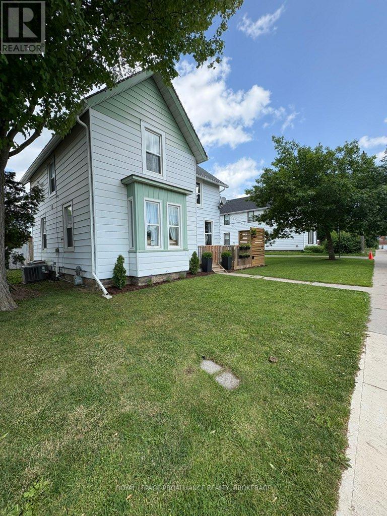 151 Adelaide Street, Gananoque, Ontario  K7G 2B7 - Photo 33 - X13020770