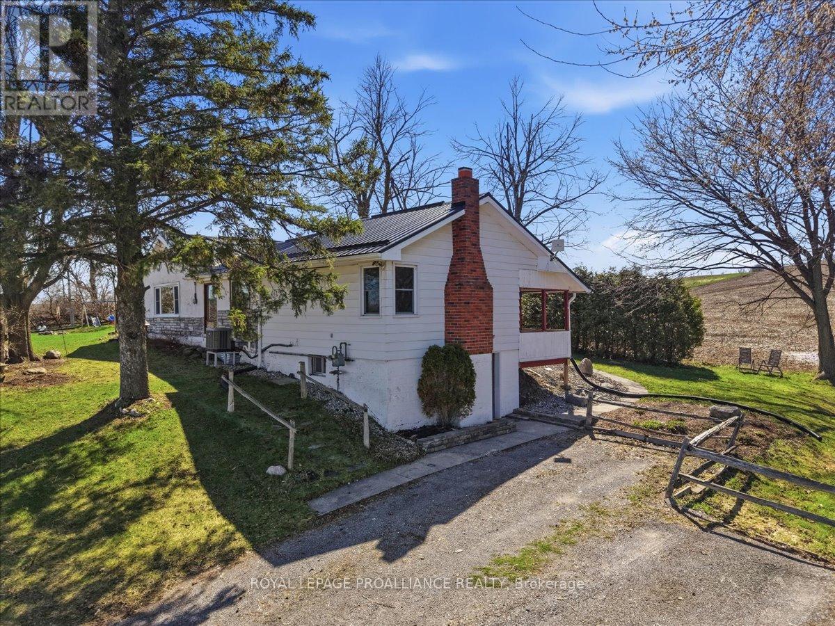 10219 Hwy 62 S, Centre Hastings, Ontario  K0K 3E0 - Photo 2 - X13020890