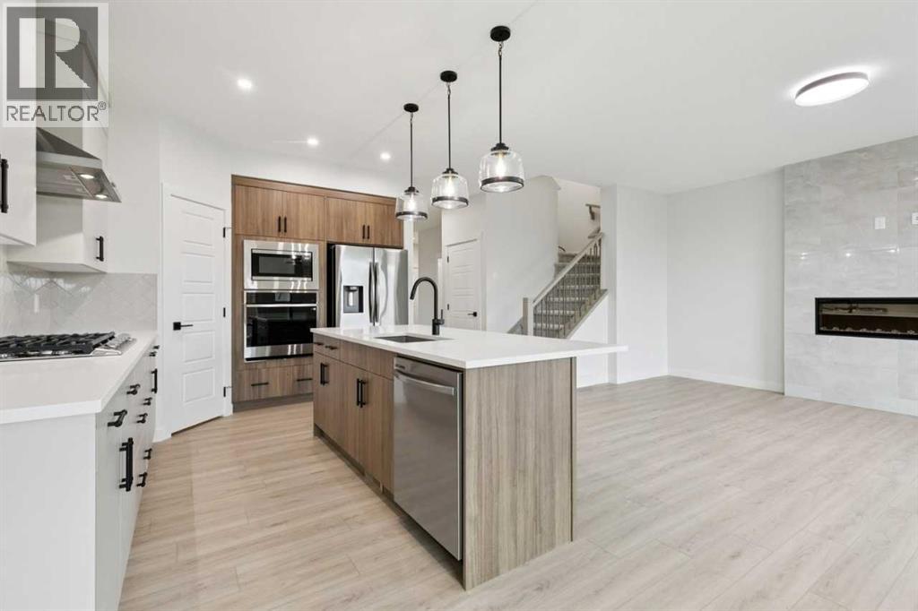 57 Southborough Square, Cochrane, Alberta  T4C 3J7 - Photo 10 - A2293227