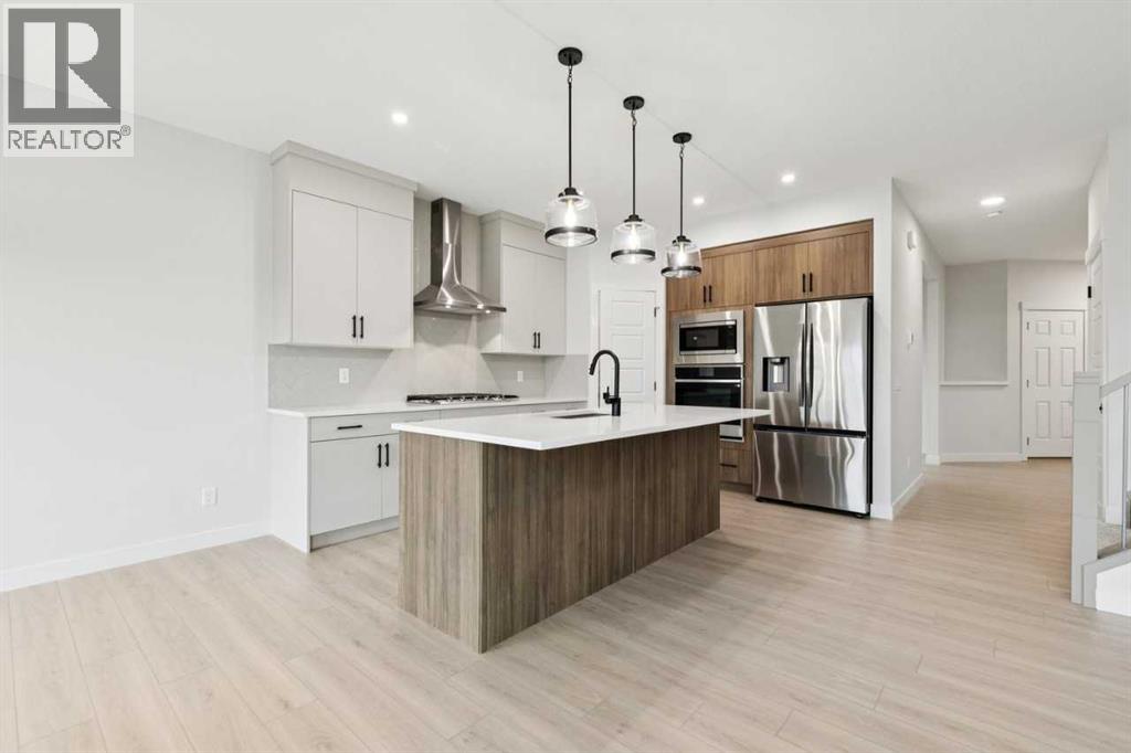 57 Southborough Square, Cochrane, Alberta  T4C 3J7 - Photo 7 - A2293227