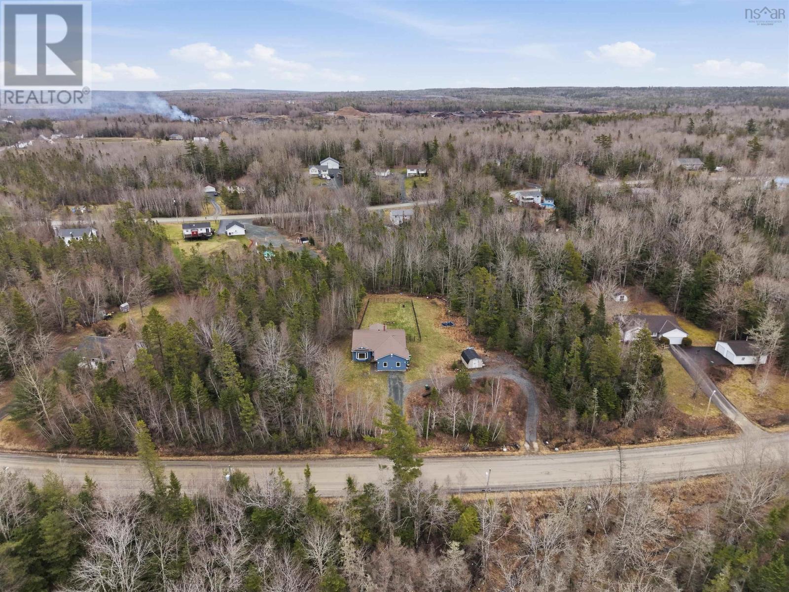 10 Hescott Street, Elmsdale, Nova Scotia  B2S 1L6 - Photo 37 - 202608010