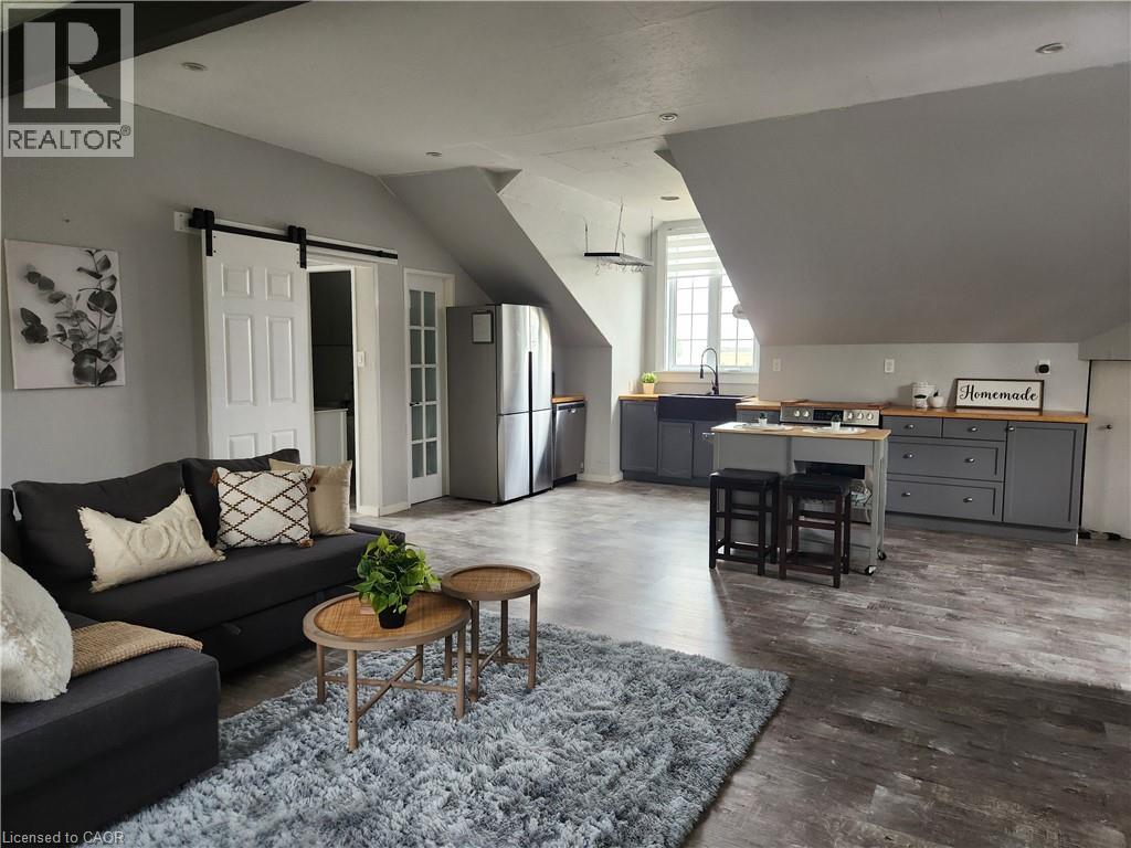 267 Pinehurst Road Unit# Upper, Paris, Ontario  N3L 3E2 - Photo 3 - 40819355