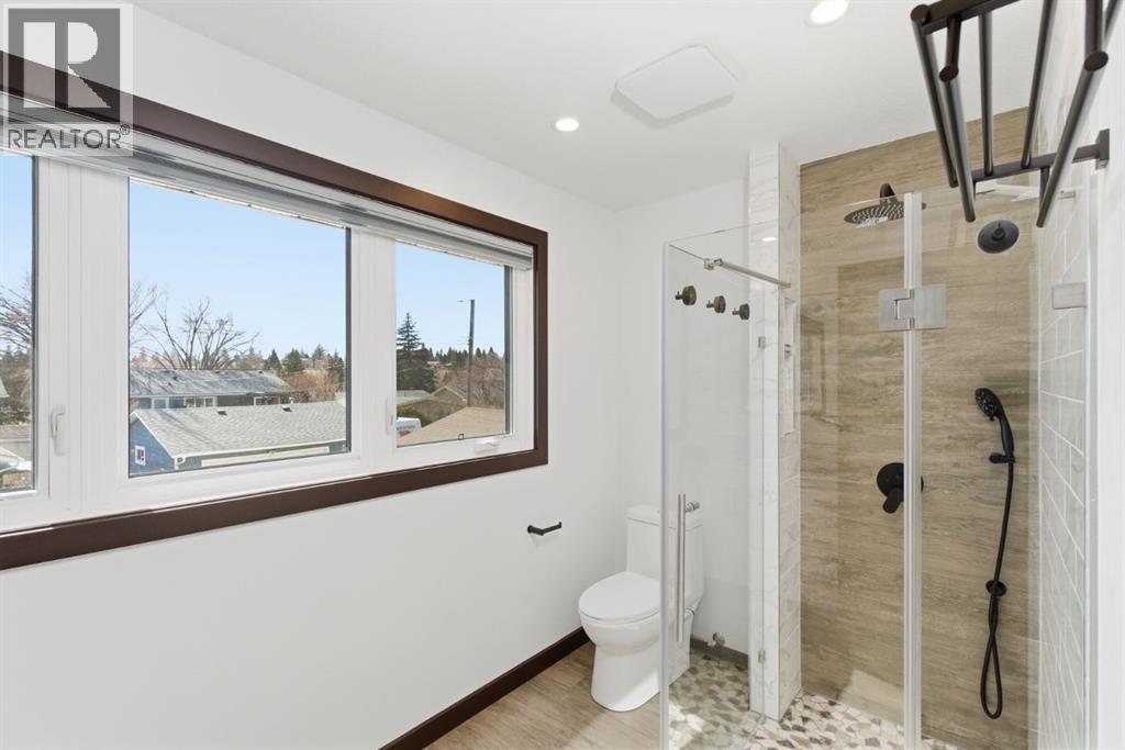 1315 Lake Michigan Crescent Se, Calgary, Alberta  T2J 3E9 - Photo 13 - A2298177