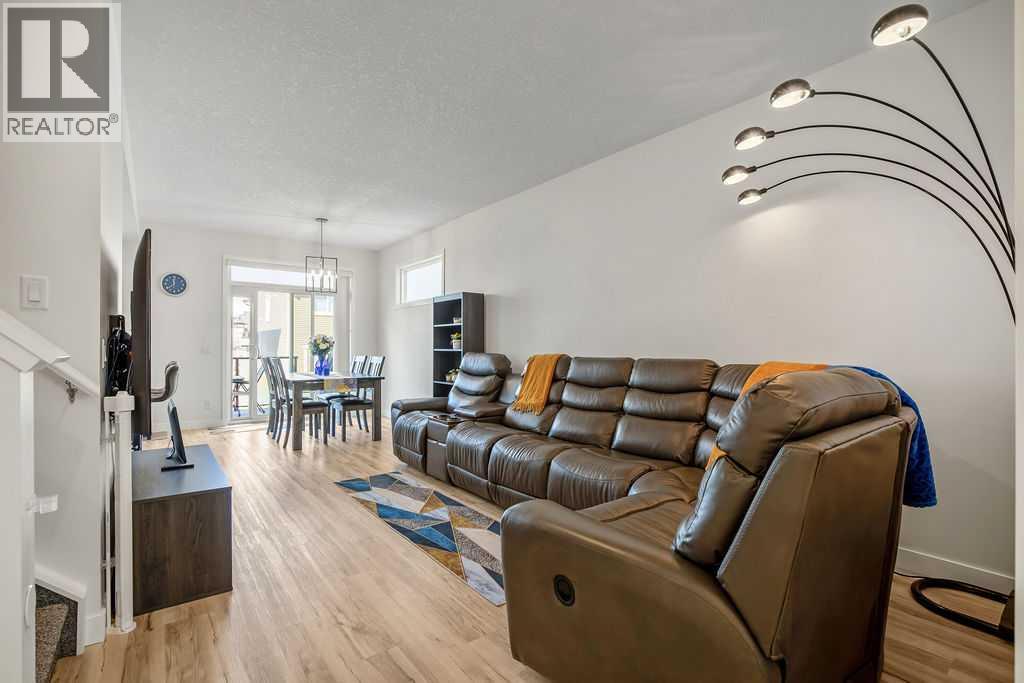 639 Kingsmere Way Se, Airdrie, Alberta  T4A 0X7 - Photo 5 - A2300866