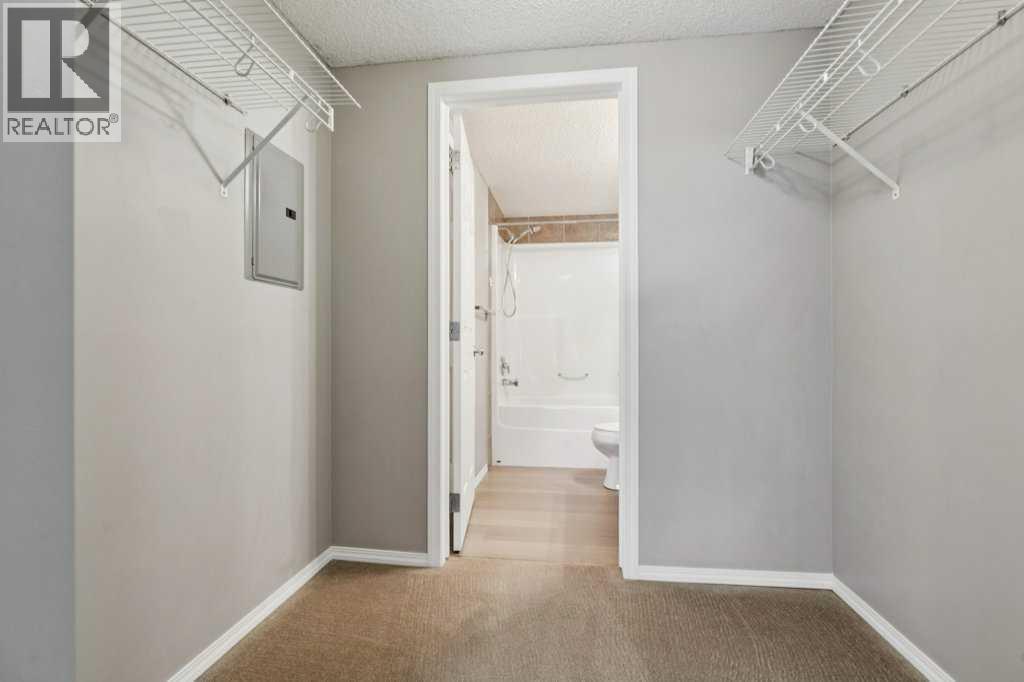 9216, 70 Panamount Drive Nw, Calgary, Alberta  T3K 6G8 - Photo 12 - A2300909