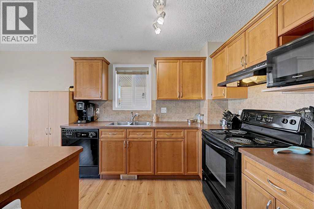 260 Covebrook Place Ne, Calgary, Alberta  T3K 0C8 - Photo 11 - A2301216