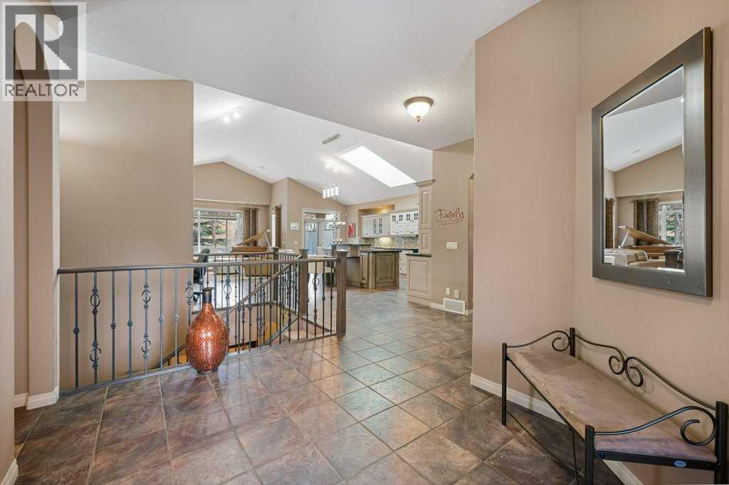 9 Tuscany Glen Way NW, Calgary, Alberta  T3L 2V8 - Photo 6 - A2302921