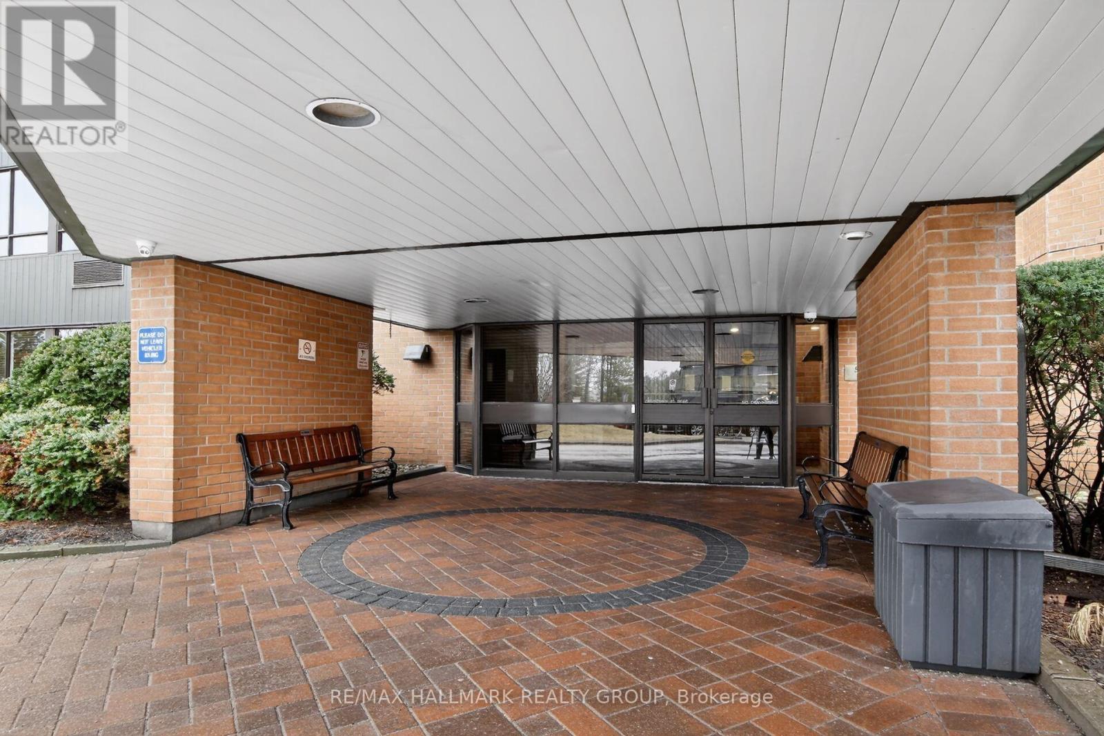 305 - 80 Sandcastle Drive, Ottawa, Ontario  K2H 9E7 - Photo 3 - X13020778