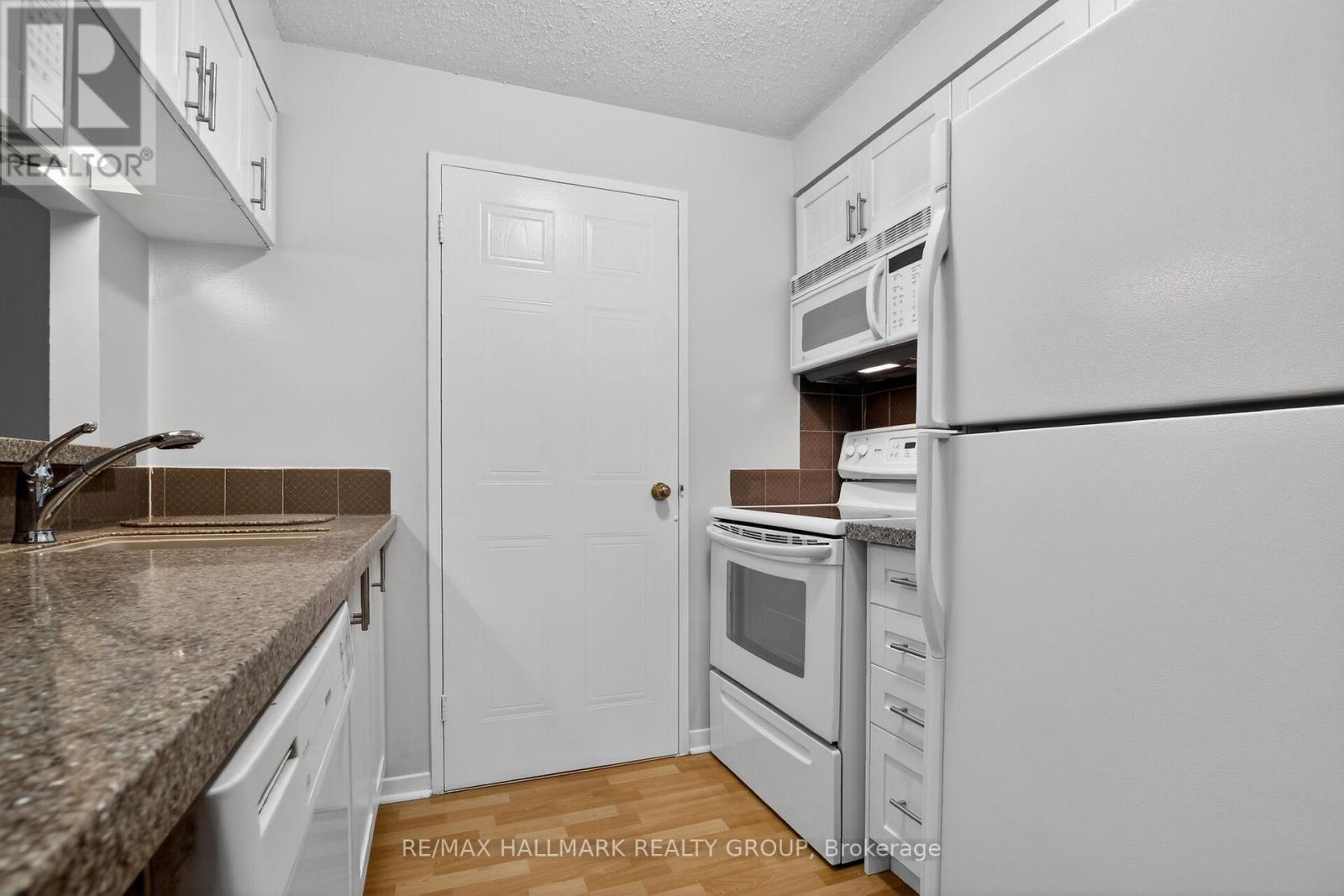 305 - 80 Sandcastle Drive, Ottawa, Ontario  K2H 9E7 - Photo 7 - X13020778