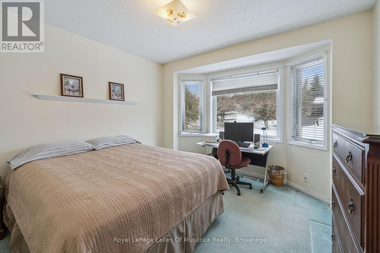 40 Covered Bridge Trail, Bracebridge, Ontario  P1L 1Y1 - Photo 18 - X12952304