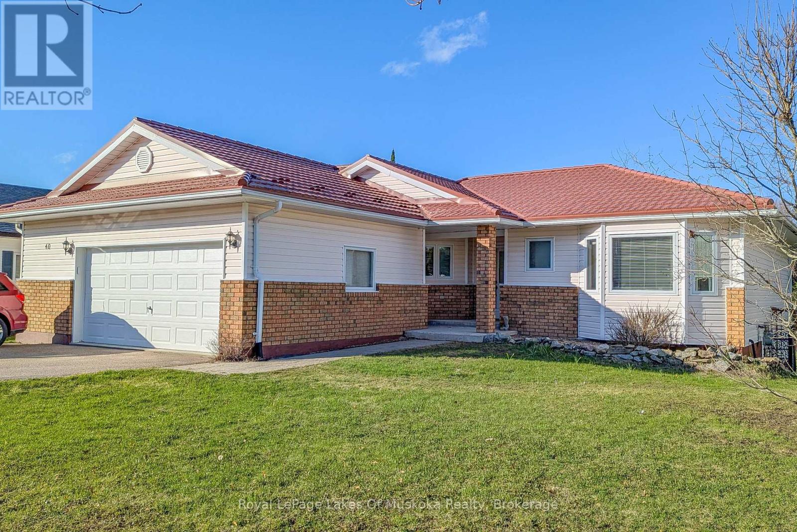 40 Covered Bridge Trail, Bracebridge, Ontario  P1L 1Y1 - Photo 31 - X12952304