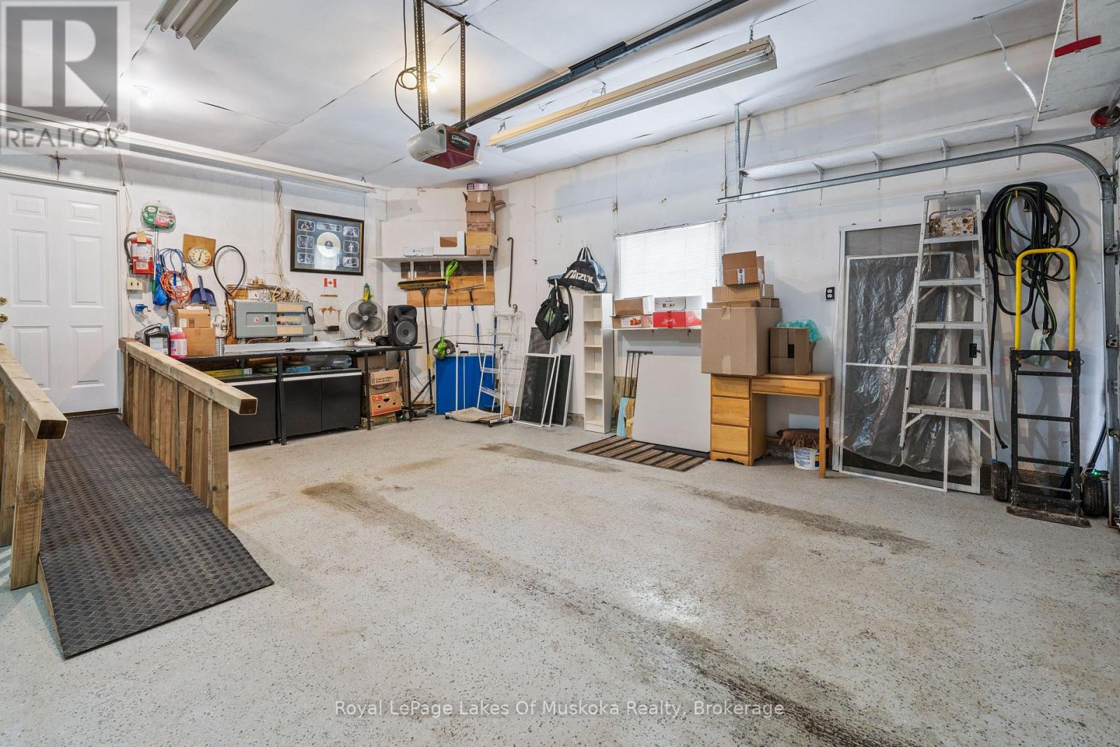 40 Covered Bridge Trail, Bracebridge, Ontario  P1L 1Y1 - Photo 32 - X12952304