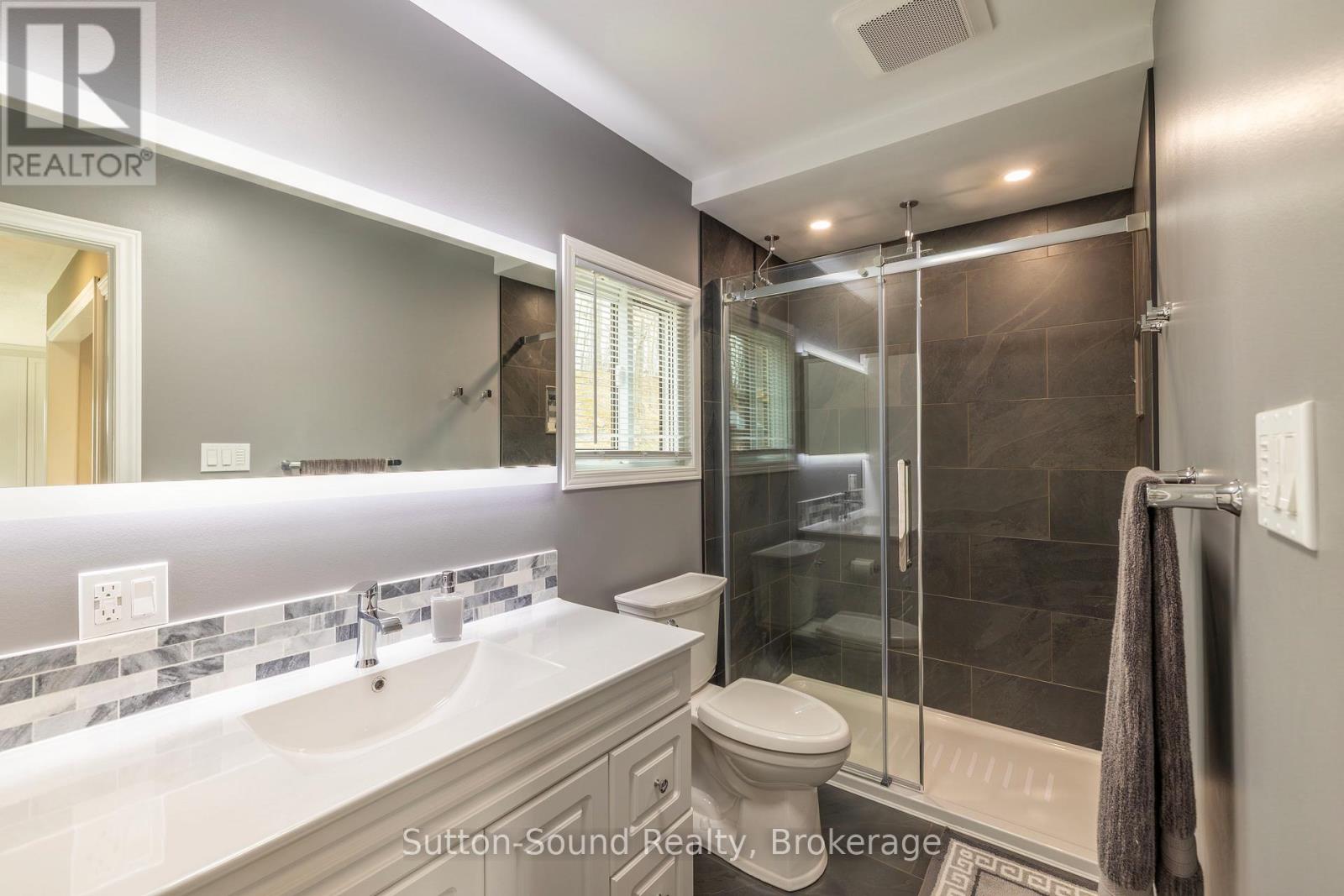 138 Macintosh Drive, Georgian Bluffs, Ontario  N0H 1S0 - Photo 16 - X13018572