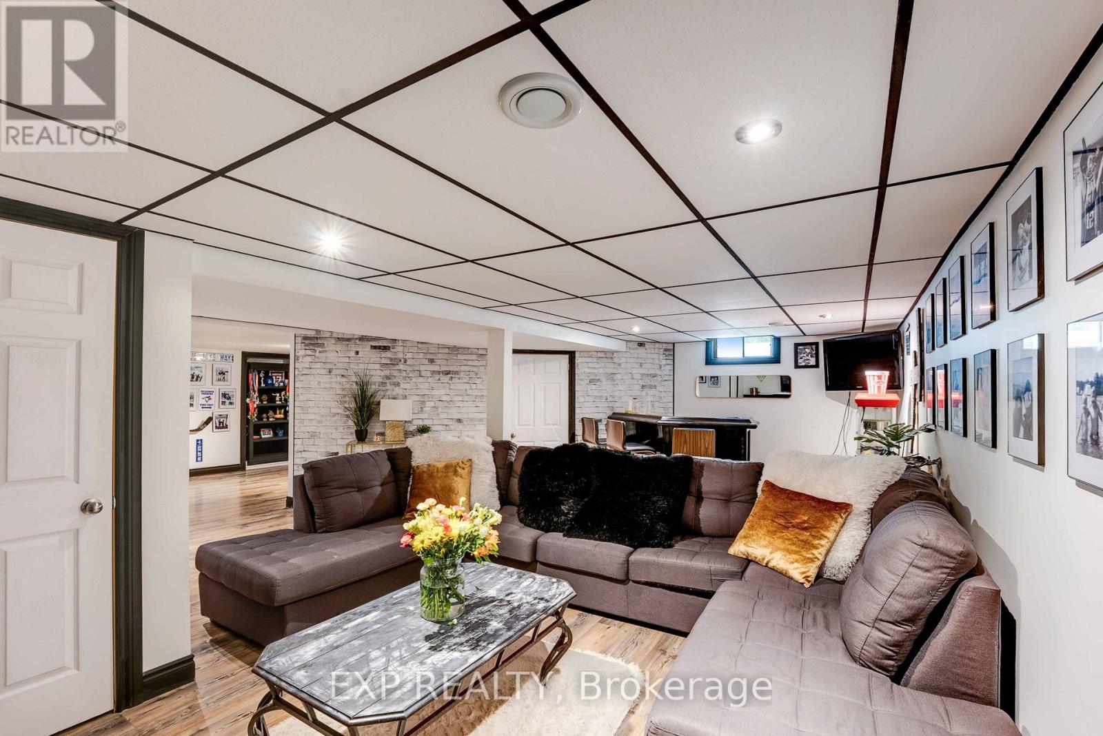 113 Oneida Place, Kitchener, Ontario  N2A 3G2 - Photo 38 - X13020912