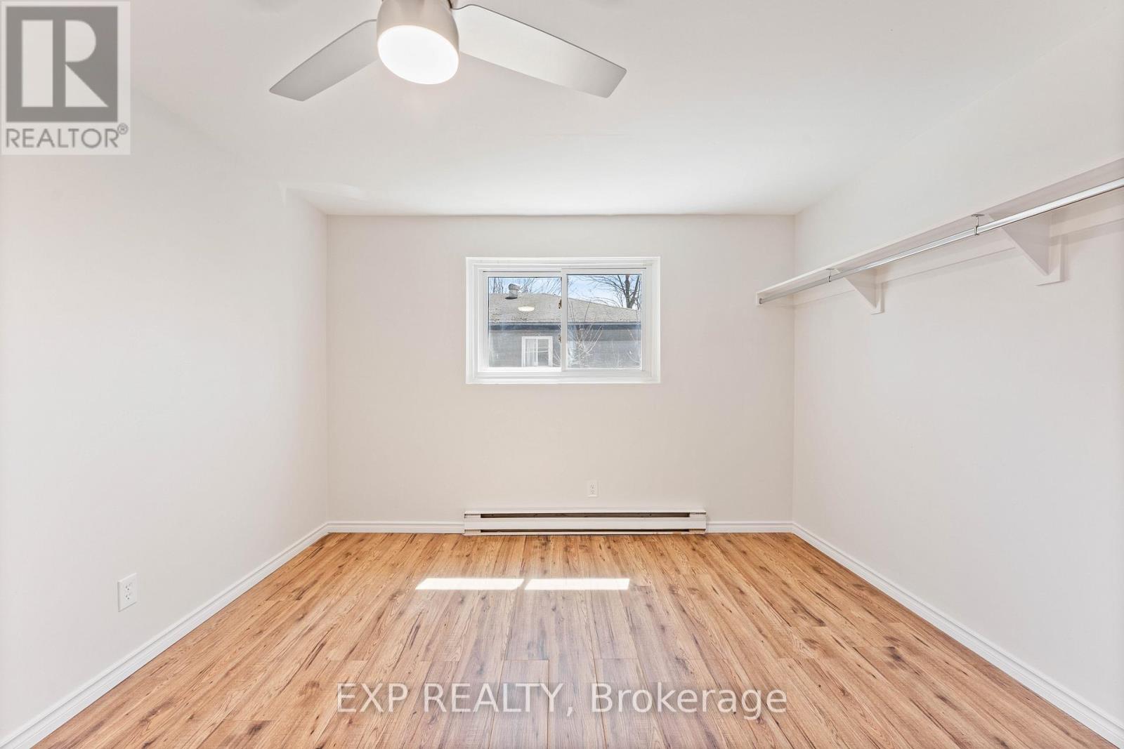 12 King's Court, Orillia, Ontario  L3V 6S4 - Photo 9 - S12870668