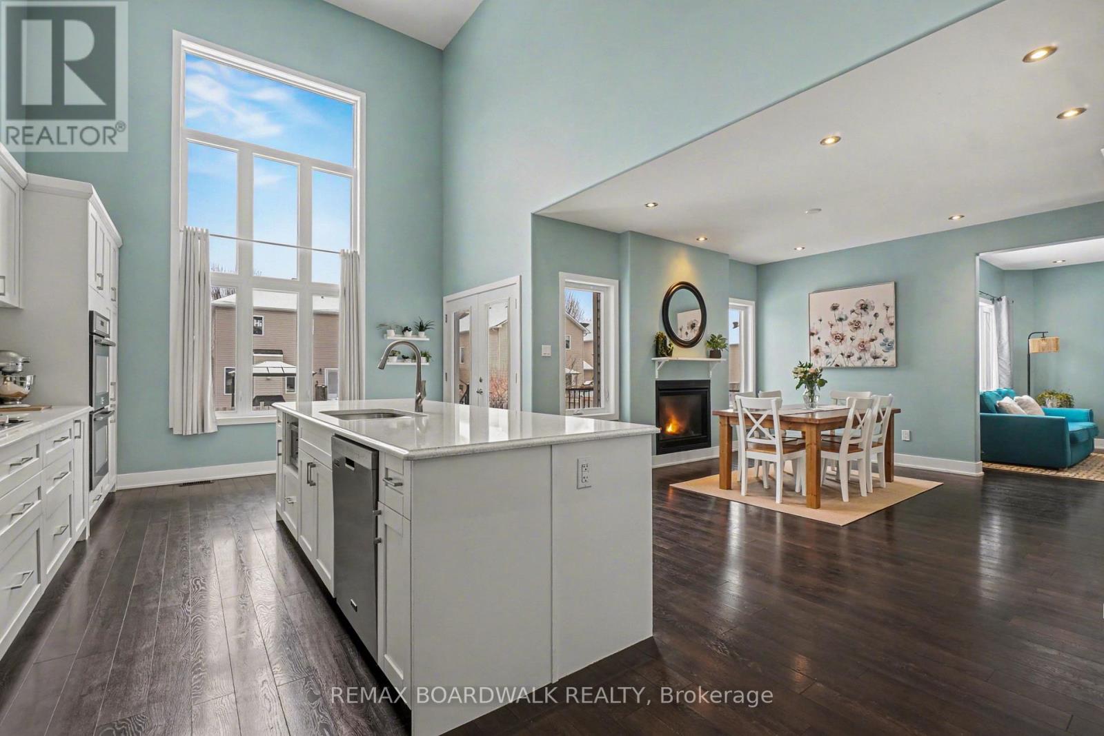 87 Cobblestone Drive, Russell, Ontario  K4R 0B2 - Photo 12 - X12823726