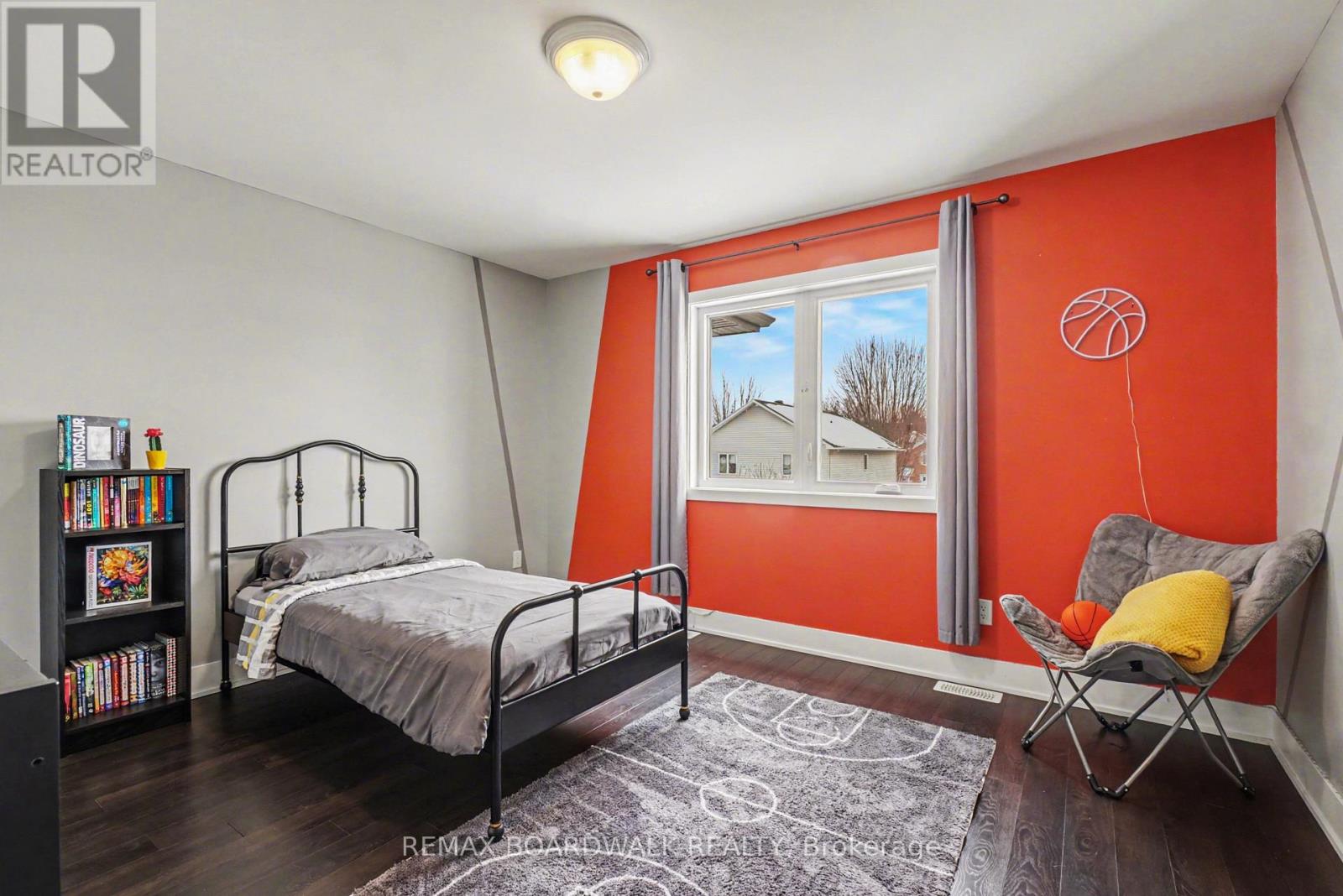 87 Cobblestone Drive, Russell, Ontario  K4R 0B2 - Photo 23 - X12823726