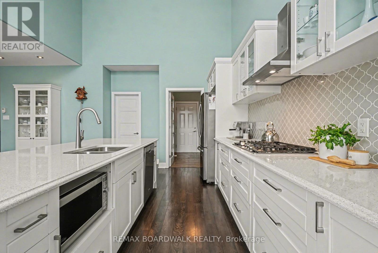 87 Cobblestone Drive, Russell, Ontario  K4R 0B2 - Photo 8 - X12823726