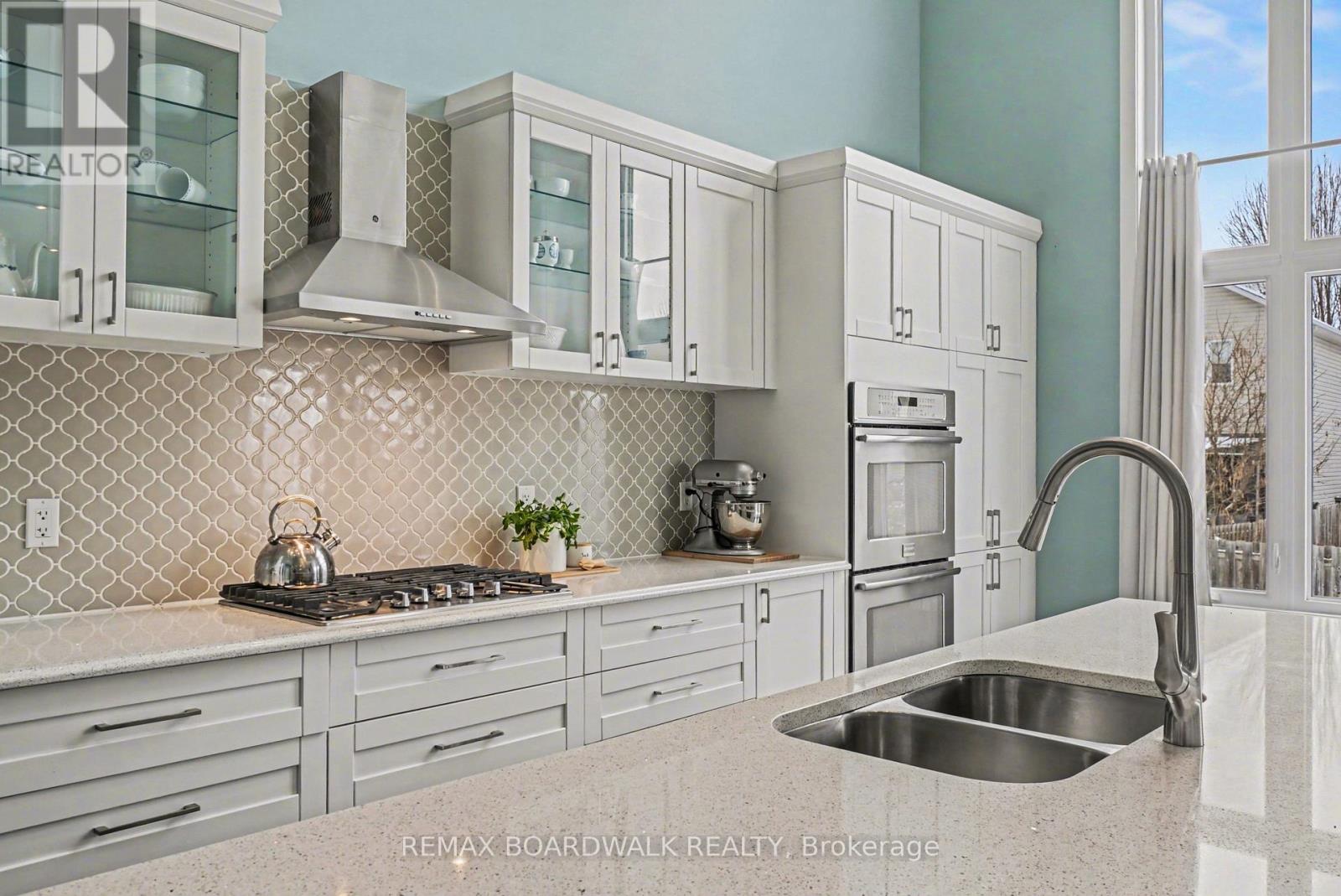 87 Cobblestone Drive, Russell, Ontario  K4R 0B2 - Photo 9 - X12823726