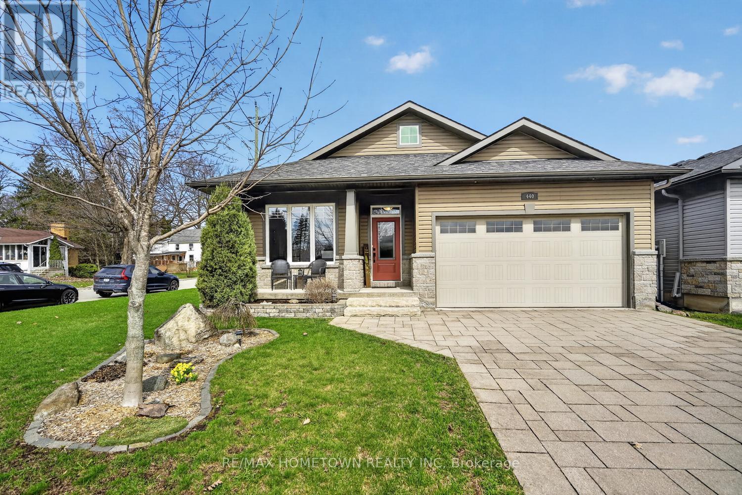 440 BROCK STREET, Brockville, Ontario